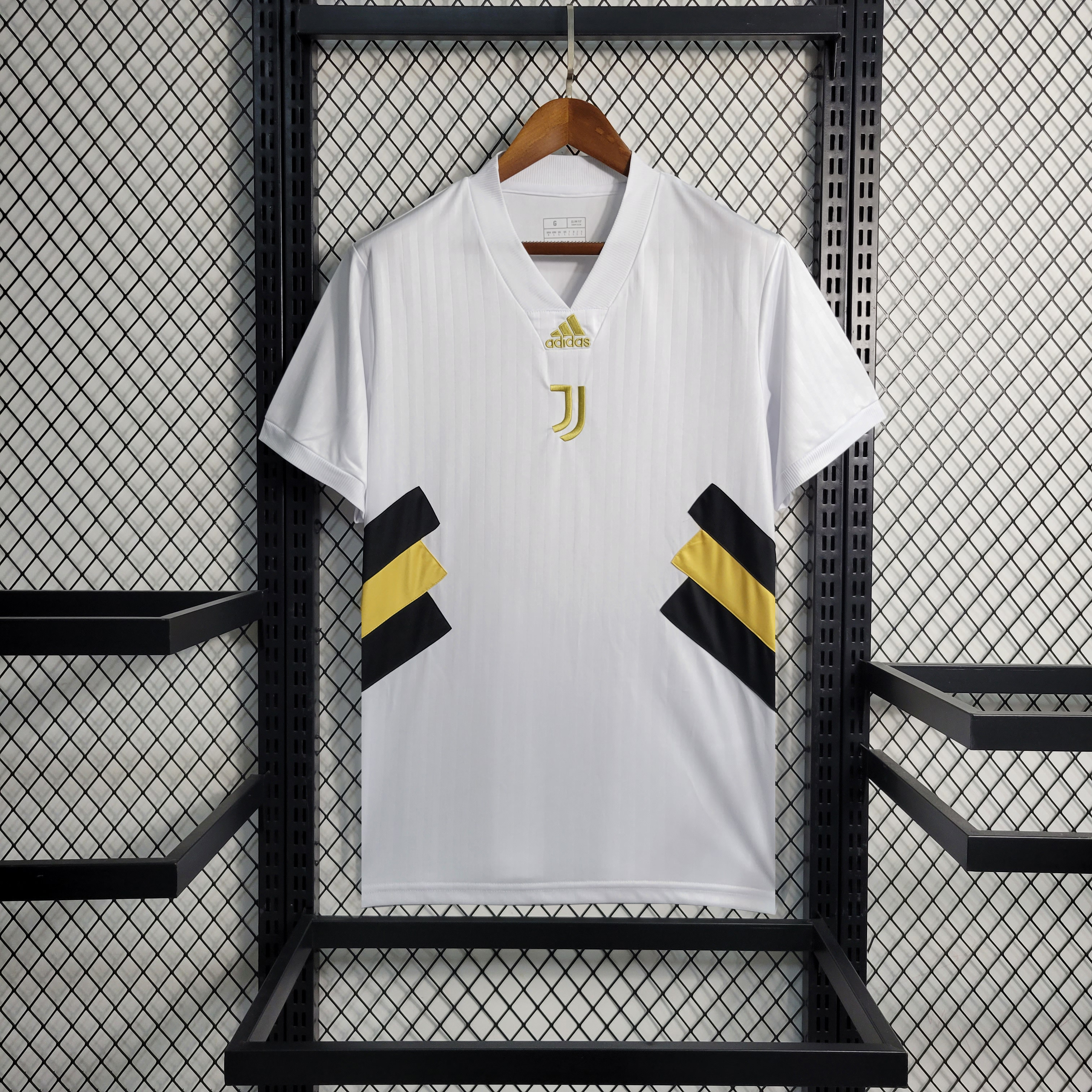 23-24 Juventus White Fans Speical Jersey